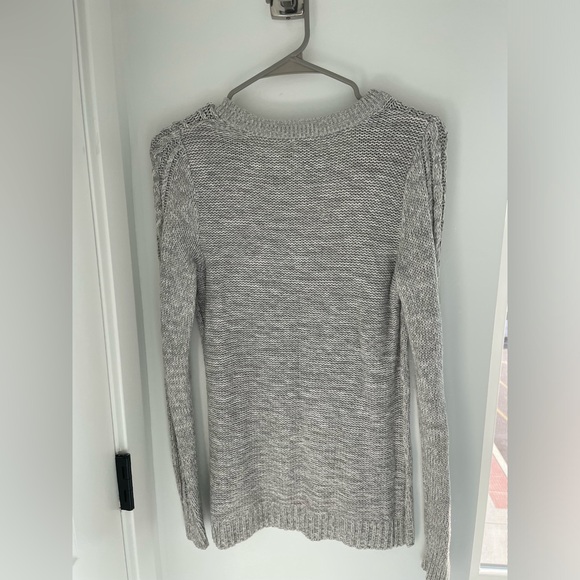 Old navy cable knit sweater - Picture 2 of 2